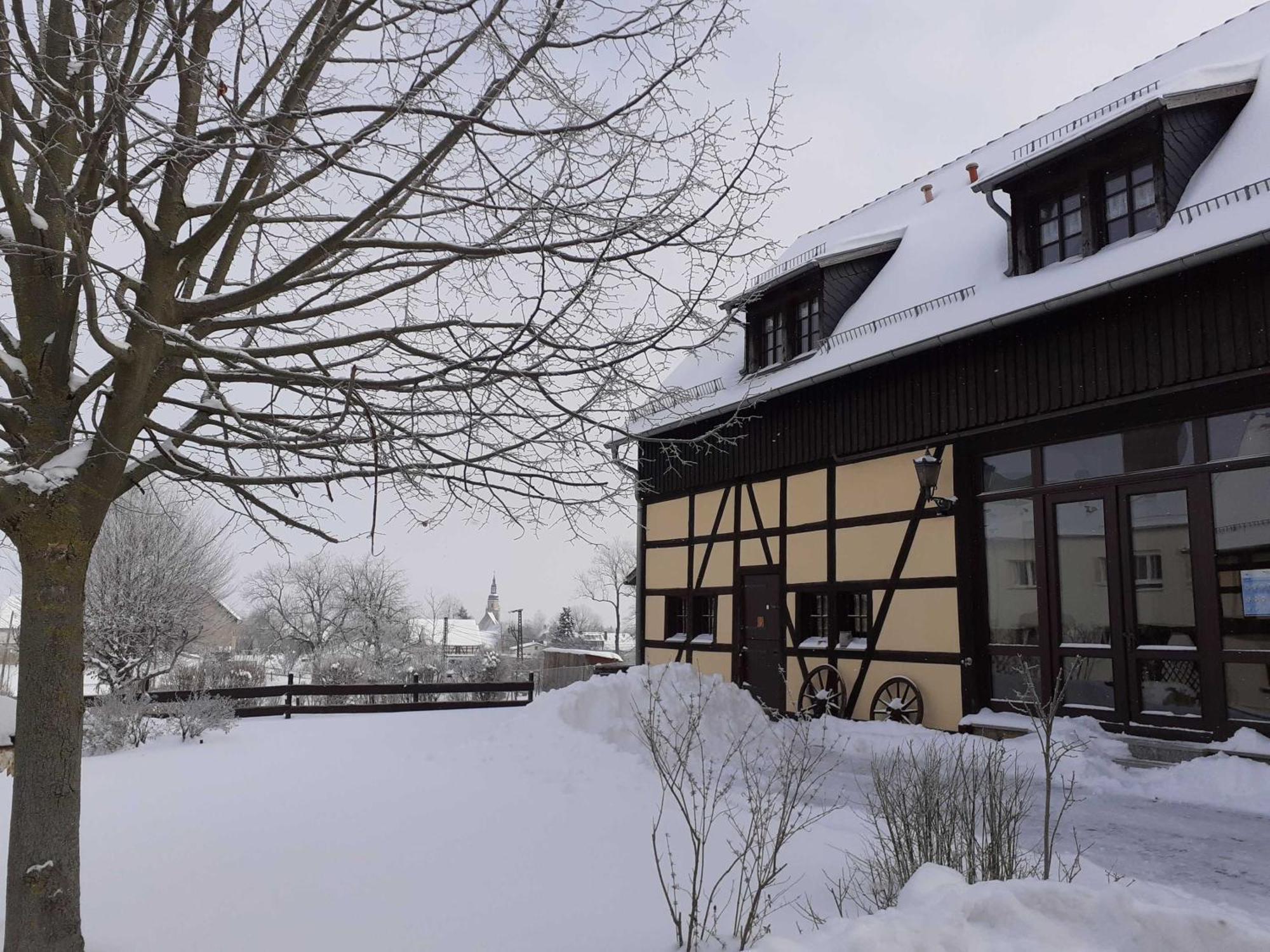 Lavendelhof Die Idyllische Landpension Crimmitschau Exterior photo